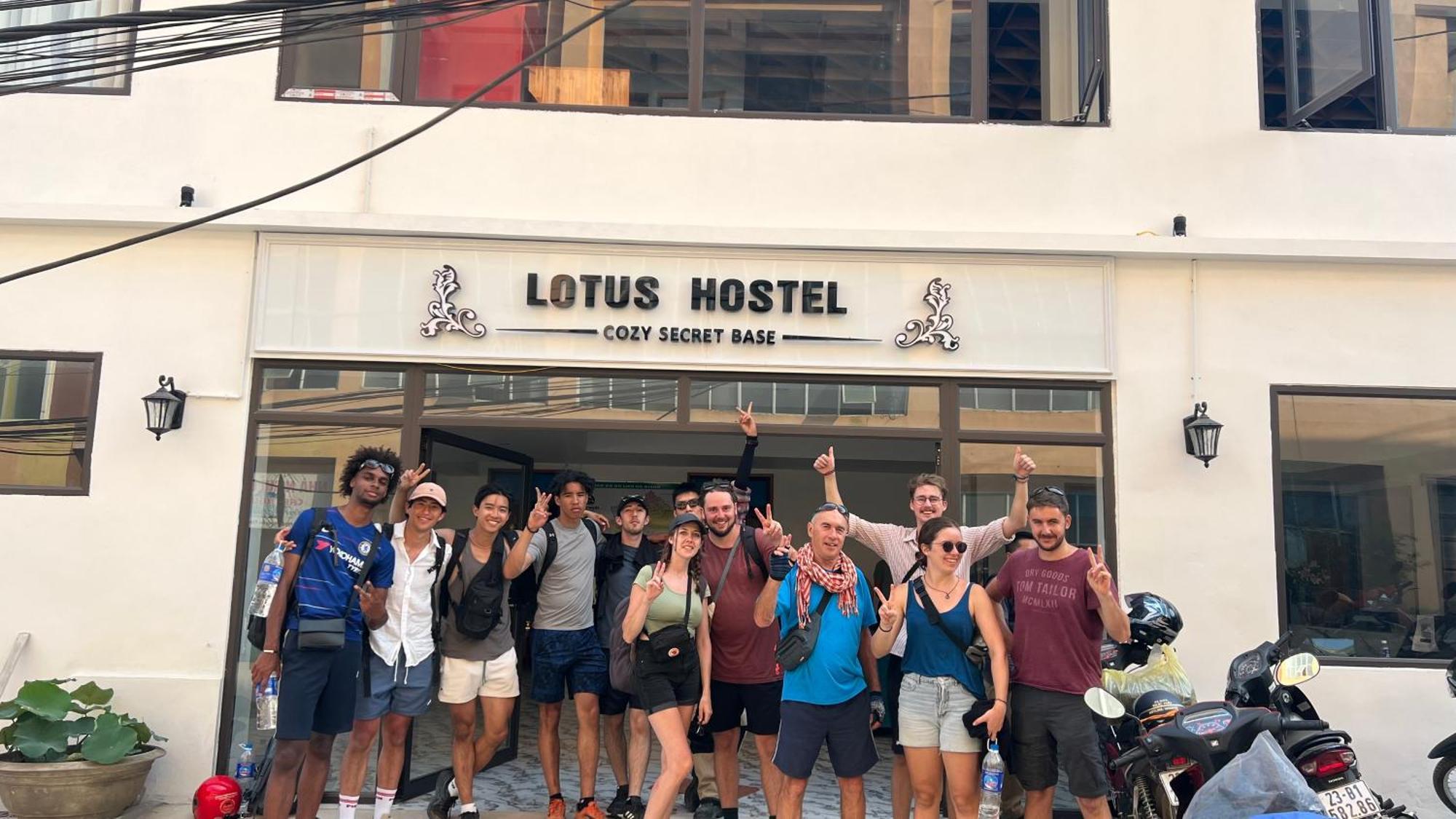 Ha Giang Lotus Hostel Motorbikes Tours Ngoại thất bức ảnh