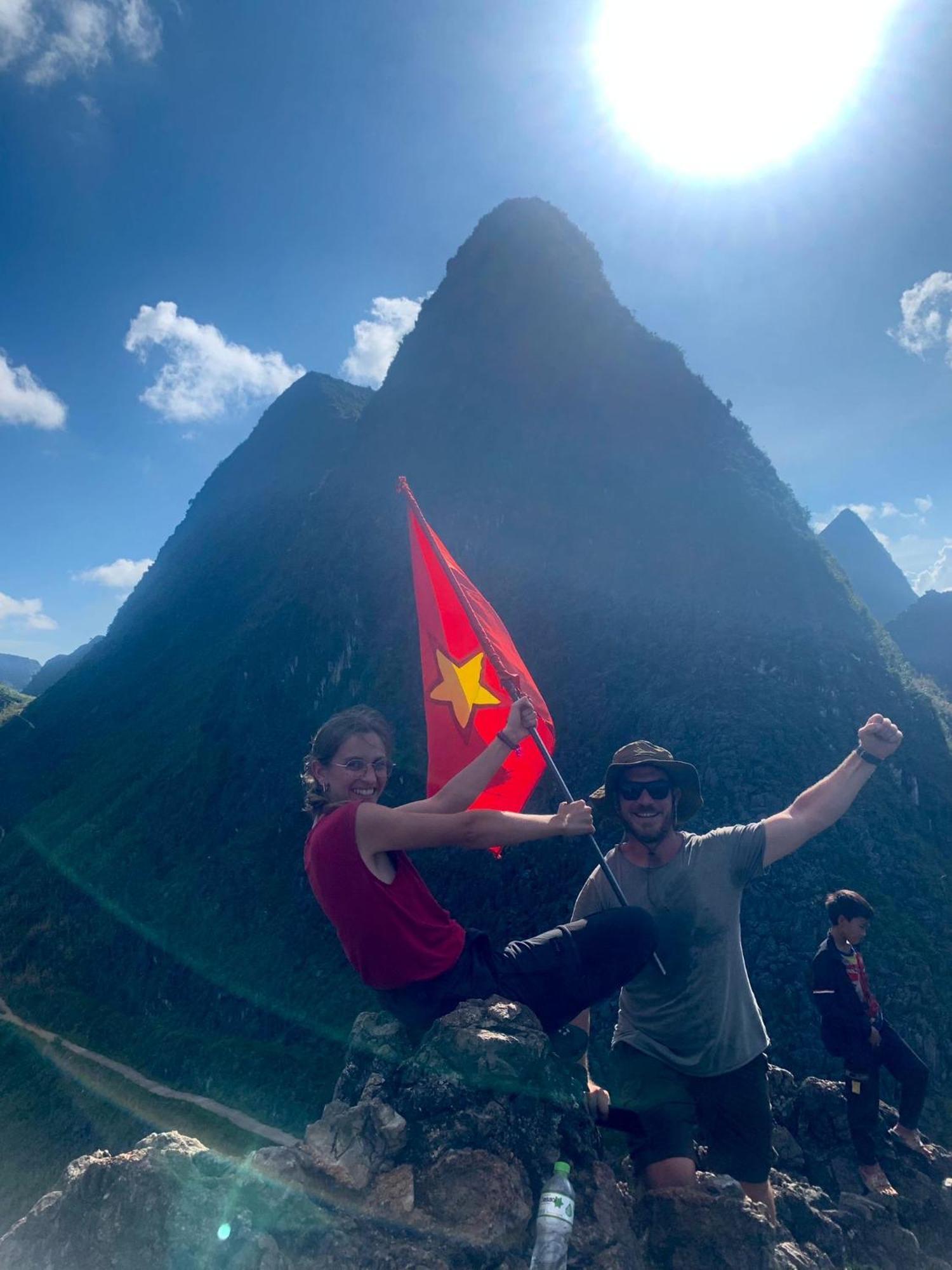 Ha Giang Lotus Hostel Motorbikes Tours Ngoại thất bức ảnh